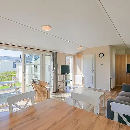 Luttikduin Nr 17 - Aan Zee Callantsoog