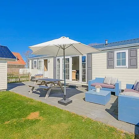 Luttikduin Nr 17 - Aan Zee *