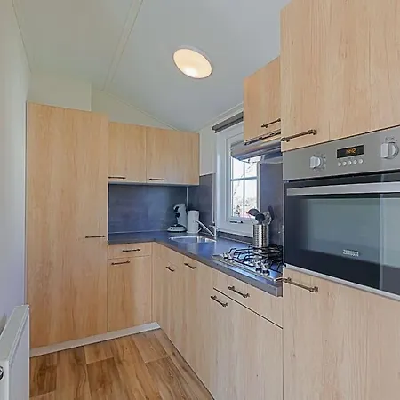 Luttikduin Nr 17 - Aan Zee * Callantsoog